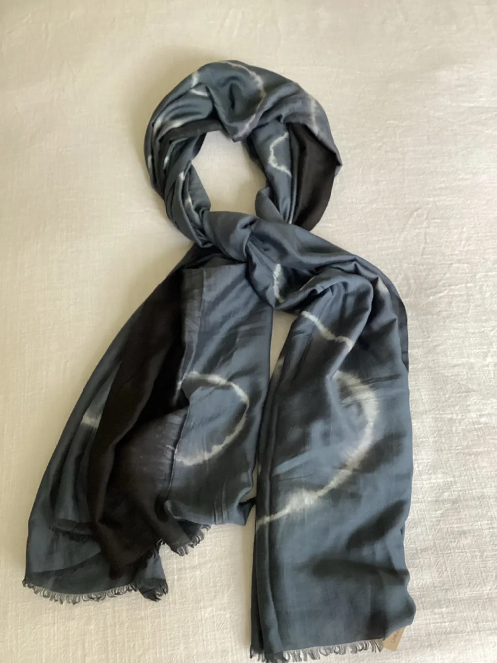 LUA Silk Linen Scarf Charcoal Tie Dye 33”x77” Lightweight Luxury Wrap NWT